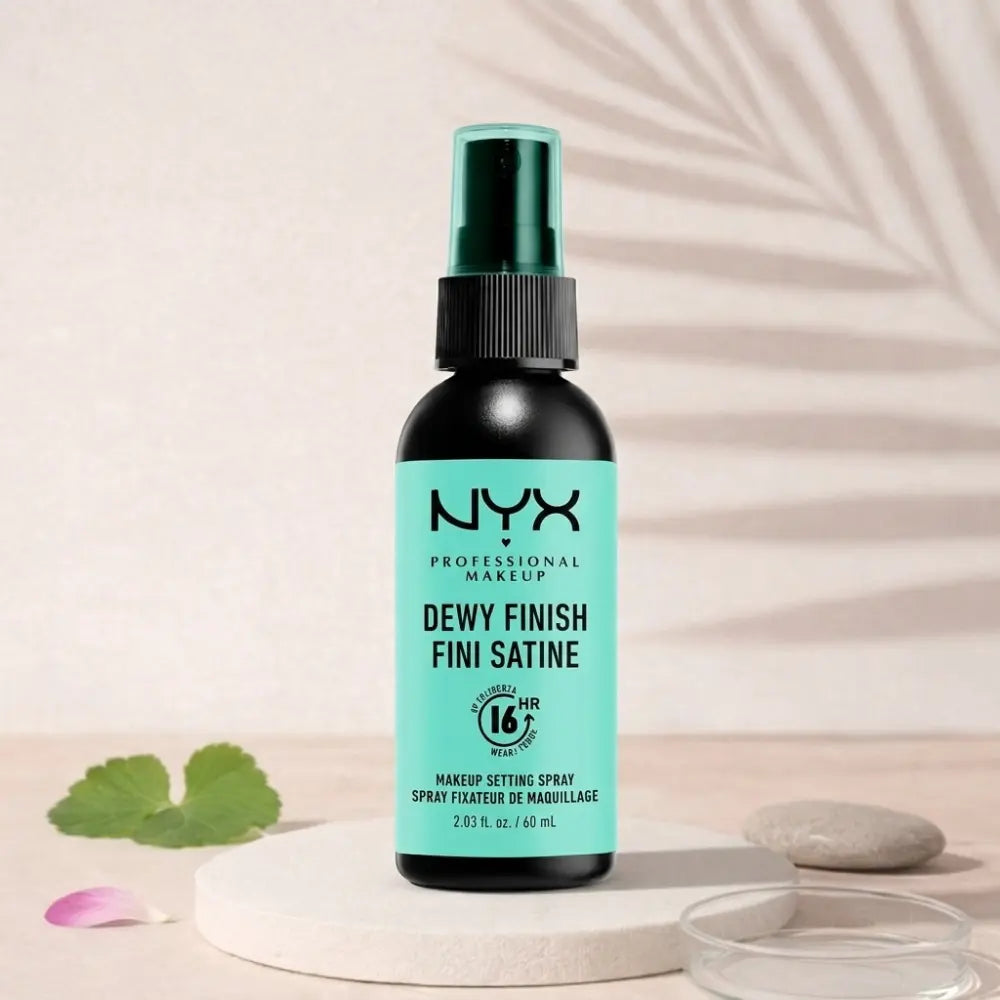 NYX Professional Makeup Dewy Finish Setting Spray Long Lasting 60ml NYX Professional Makeup
